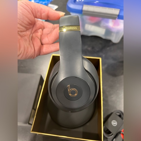 Beats Studio 3 Shadow Grey - Picture 3 of 8